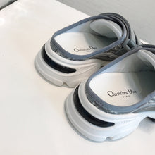 Load image into Gallery viewer, Christian Dior D Wander Sneakers
