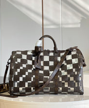 Load image into Gallery viewer, Louis Vuitton keepall Boudouliere Bag 50
