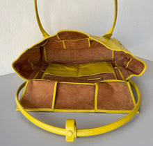 Load image into Gallery viewer, Bottega Veneta Arco Medium Bag
