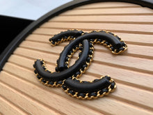 Load image into Gallery viewer, Chanel Small Vanity Case Bag
