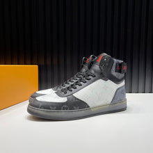 Load image into Gallery viewer, Louis Vuitton Rivoli Sneakers
