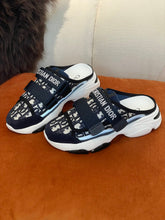 Load image into Gallery viewer, Christian Dior D Wander Sneakers

