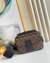 Load image into Gallery viewer, Louis Vuitton S Lock Messenger Bag
