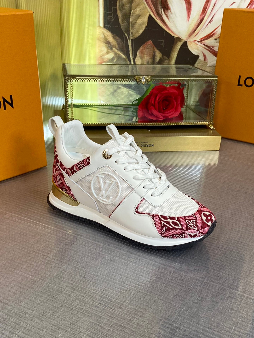 Louis Vuitton Run a way Sneakers