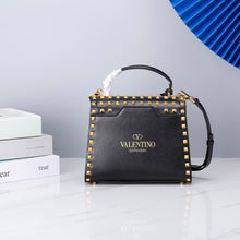 Load image into Gallery viewer, Valentino Garavani Small Rockstud Alcove Grainy Calfskin Bag
