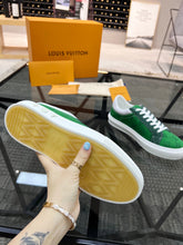 Load image into Gallery viewer, Louis Vuitton Ollie Sneakers
