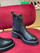 Load image into Gallery viewer, Louis Vuitton Beaubourg Ankle Boots
