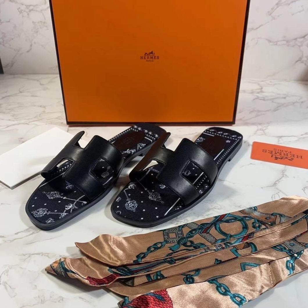 Hermes Oran Sandals - LUXURY KLOZETT