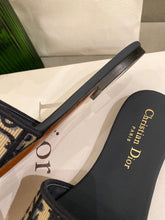Load image into Gallery viewer, Christian Dior  sandal
