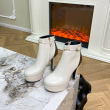 Load image into Gallery viewer, Louis Vuitton Ankle Boot
