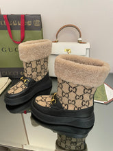 Load image into Gallery viewer, Gucci Horsebit  Boots
