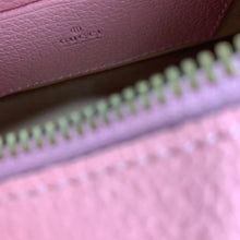 Load image into Gallery viewer, Gucci  Aphrodite Small shoulder Bag
