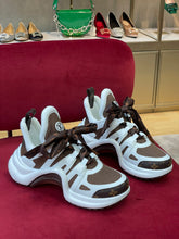 Load image into Gallery viewer, Louis Vuitton Archlight Sneaker
