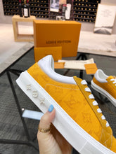 Load image into Gallery viewer, Louis Vuitton Ollie Sneakers
