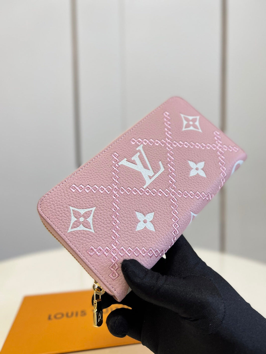 Louis Vuitton Zippy Wallet