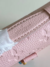 Load image into Gallery viewer, Louis Vuitton Micro Metis Bag
