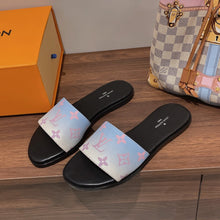 Load image into Gallery viewer, Louis Vuitton Lock it flat Mule
