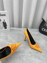 Load image into Gallery viewer, Versace  La Medusa Naplak Pumps
