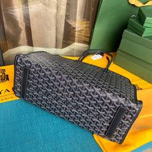 Load image into Gallery viewer, Goyard Hardy PM Bag
