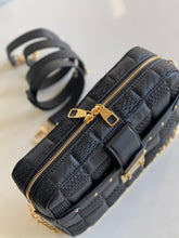 Load image into Gallery viewer, Louis Vuitton Troca PM Bag
