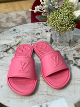 Load image into Gallery viewer, Louis Vuitton Magnetic Flat Mule
