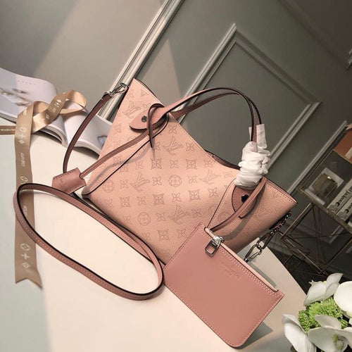 Louis Vuitton Hina PM Bag - LUXURY KLOZETT