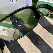 Load image into Gallery viewer, Gucci  Aphrodite Medium Shoulder Bag
