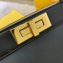 Load image into Gallery viewer, Fendi Peekaboo  Small iseeu Bag
