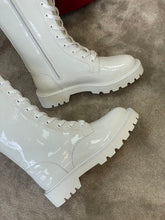 Load image into Gallery viewer, Louis Vuitton Territory Flat High Ranger Boots
