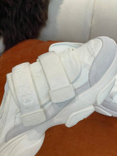 Load image into Gallery viewer, Christian Dior D Wander Sneakers
