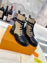 Load image into Gallery viewer, Louis Vuitton Metropolis Flat Ranger Boots
