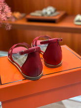 Load image into Gallery viewer, Hermes Santorini Sandals
