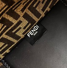 Load image into Gallery viewer, Fendi Sunshine Shopper Meduim Bag
