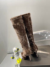 Load image into Gallery viewer, YSL  Talia Boots In Velvet
