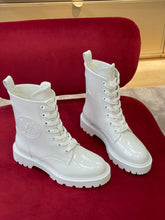 Load image into Gallery viewer, Louis Vuitton Territory Flat Ranger Boots
