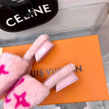 Load image into Gallery viewer, Louis Vuitton Magnetic Mule
