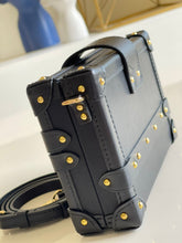 Load image into Gallery viewer, Louis Vuitton Petite Malle Bag
