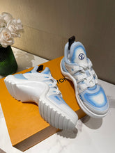 Load image into Gallery viewer, Louis Vuitton Archlight Sneaker
