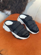 Load image into Gallery viewer, Christian Dior D Wander Sneakers
