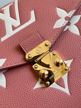Load image into Gallery viewer, Louis Vuitton Pochette Metis Bag
