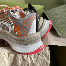 Load image into Gallery viewer, Gucci Women Run Sneakers
