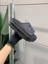 Load image into Gallery viewer, Gucci Slide Sandal With interlocking G
