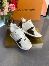 Load image into Gallery viewer, Louis Vuitton Run a way Sneakers

