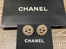 Load image into Gallery viewer, Chanel Earrings - LUXURY KLOZETT
