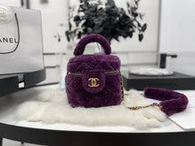 Load image into Gallery viewer, Chanel Small Vanity  Bag
