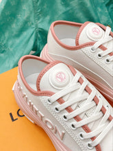 Load image into Gallery viewer, Louis Vuitton Squad Sneakers
