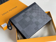 Load image into Gallery viewer, Louis Vuitton Pochette Voyage MM
