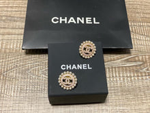 Load image into Gallery viewer, Chanel Earrings - LUXURY KLOZETT
