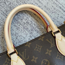 Load image into Gallery viewer, Louis Vuitton Sac Plat PM Bag
