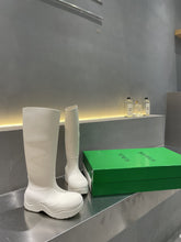 Load image into Gallery viewer, Bottega Veneta Puddle Boots
